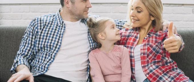 Famiglia contenta - comunicazione tra figli e genitori